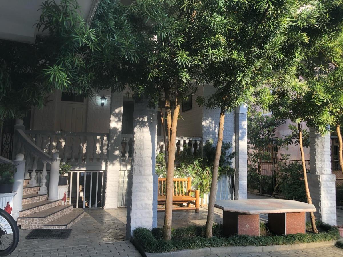 Twins Guest House By Black Sea Kobuleti Exterior foto