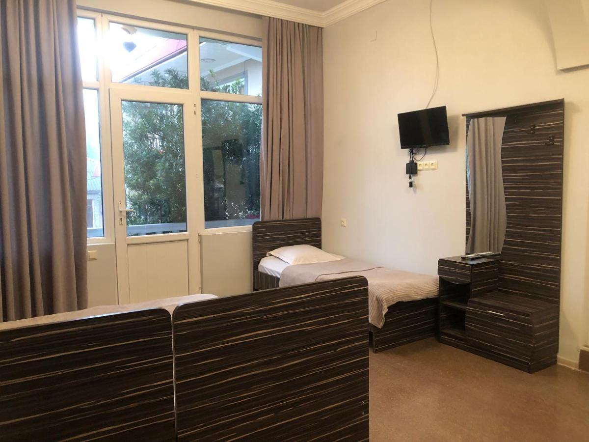Twins Guest House By Black Sea Kobuleti Exterior foto